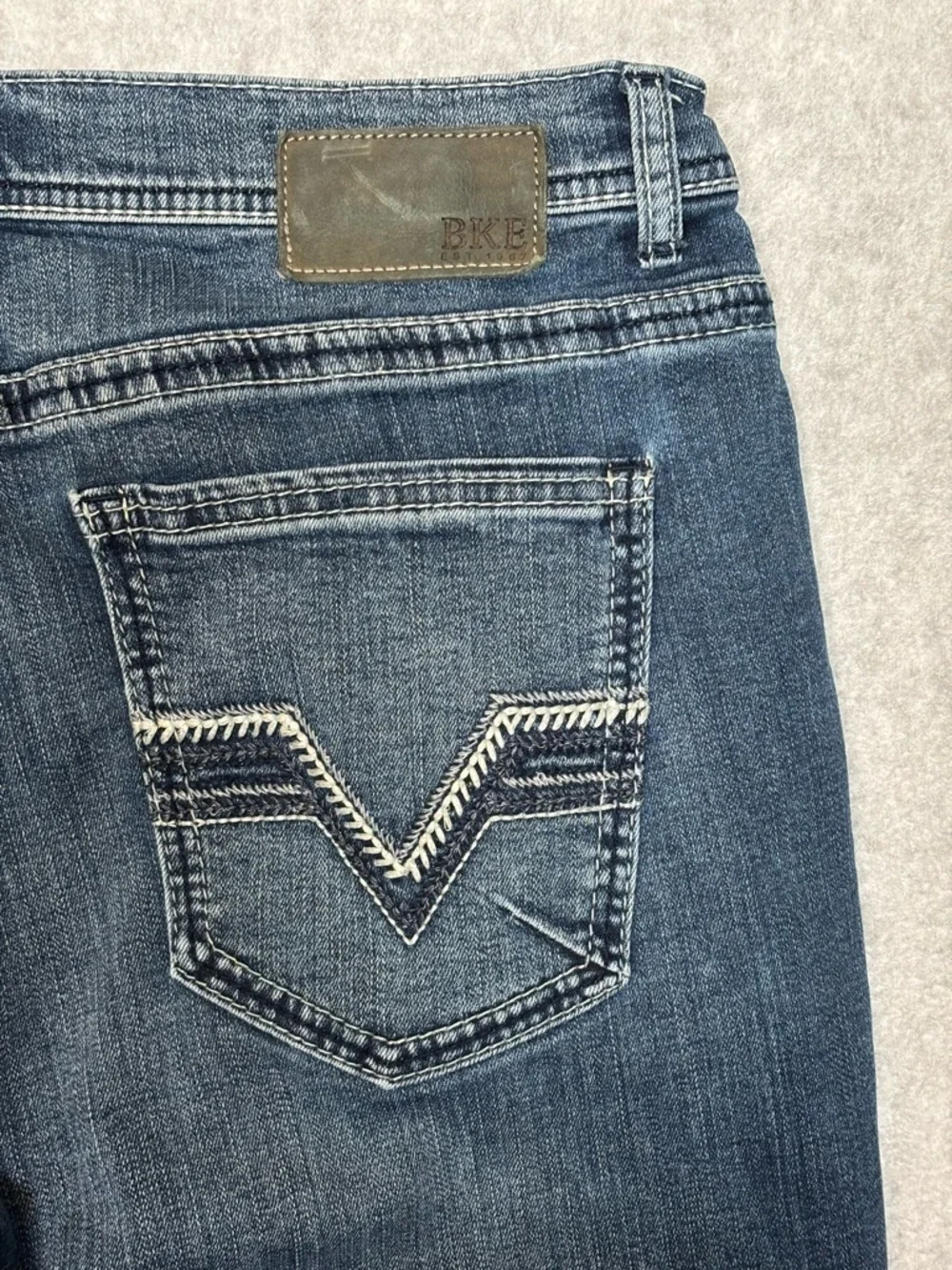 BKE Derek Stretch Relaxed Fit Bootcut Denim Jeans-Barrette Wash-Men Size 34x34